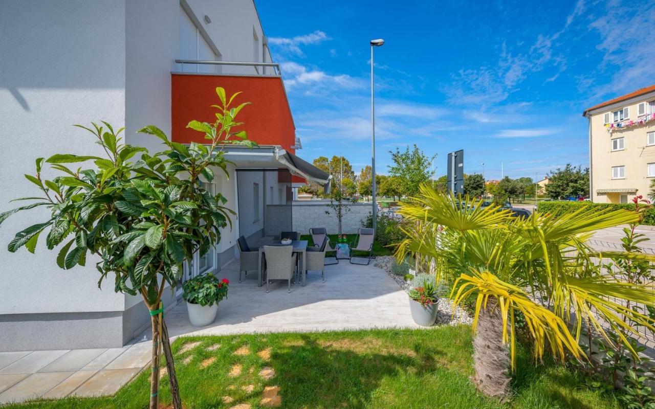 Sofia House With Apartment Umag Exterior foto